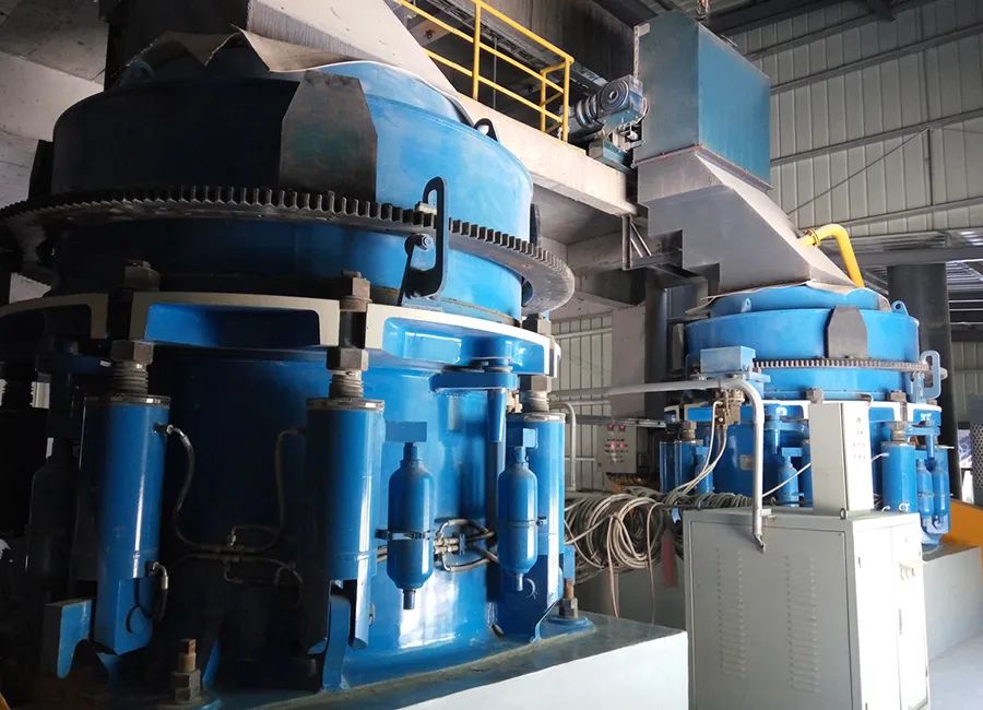 SMS系列多缸液壓圓錐破碎機(jī)，精品骨料生產(chǎn)線的理想選擇