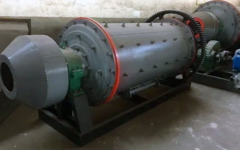 小型球磨機(jī)一臺的價(jià)格？