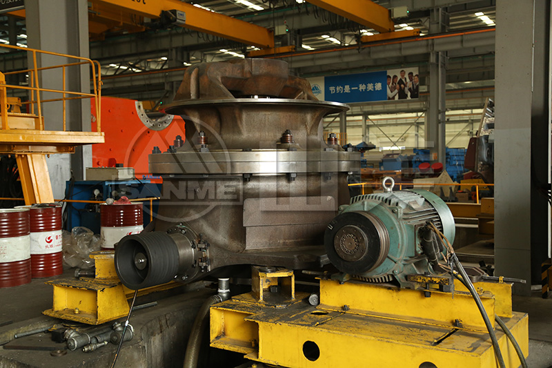 多缸圓錐破碎機(jī)破碎鵝卵石有什么優(yōu)點(diǎn)？