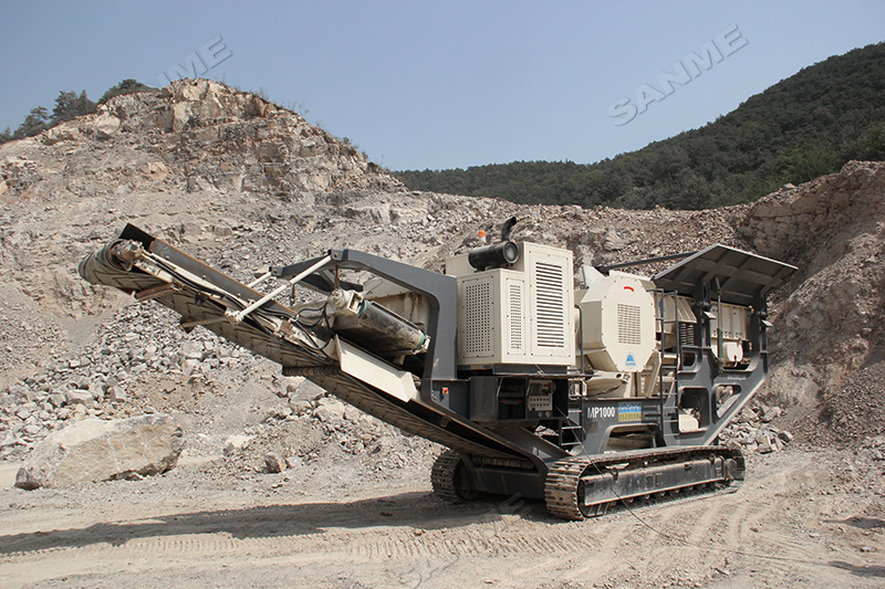 碎石生產(chǎn)線應該選擇固定式還是移動式？