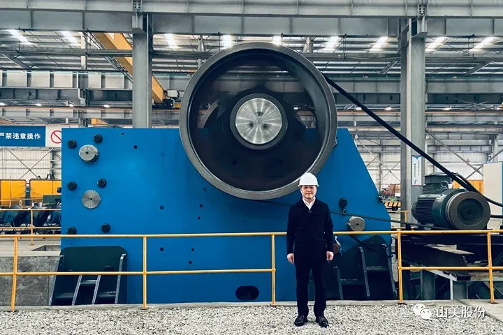 JC771大型歐版顎式破碎機優(yōu)勢特點